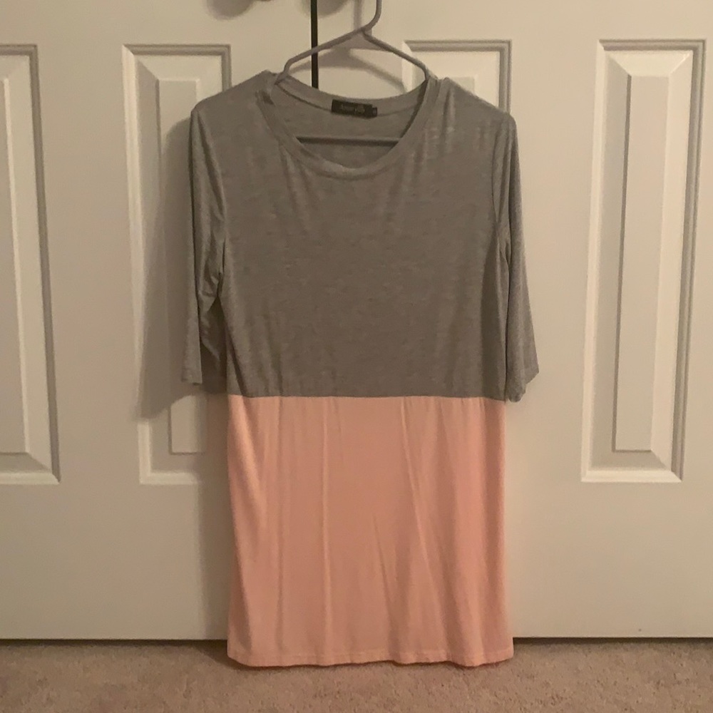 🌸 Color Block 3/4 Sleeved Tunic Size S 🌸